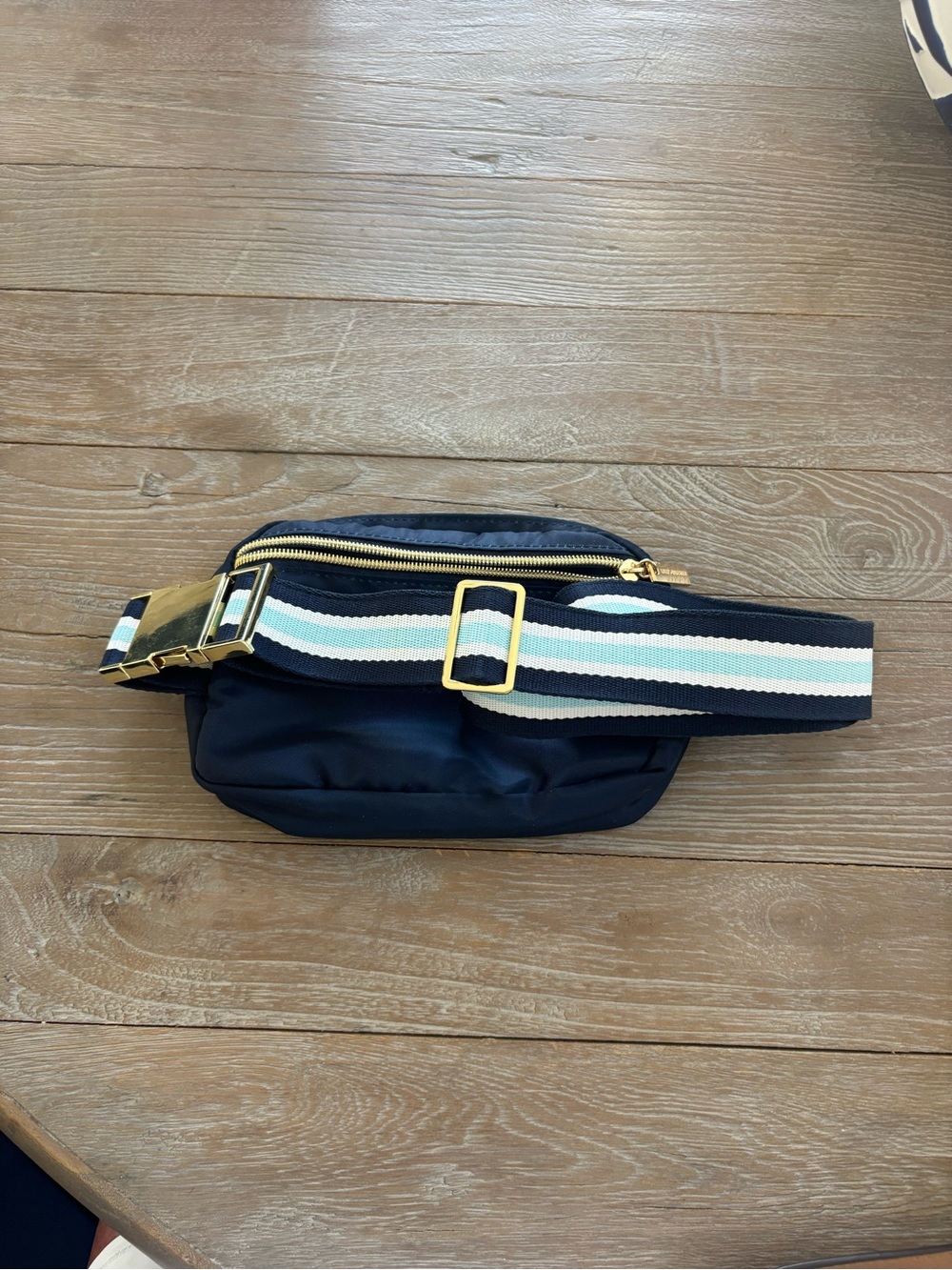 Lilly Pulitzer Jeanie True Navy Belt Crossbody Bag - Picture 7 of 8
